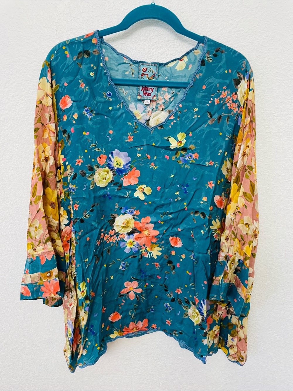 Johnny Was Teal Floral Mixed-Sleeve V-Neck Tunic